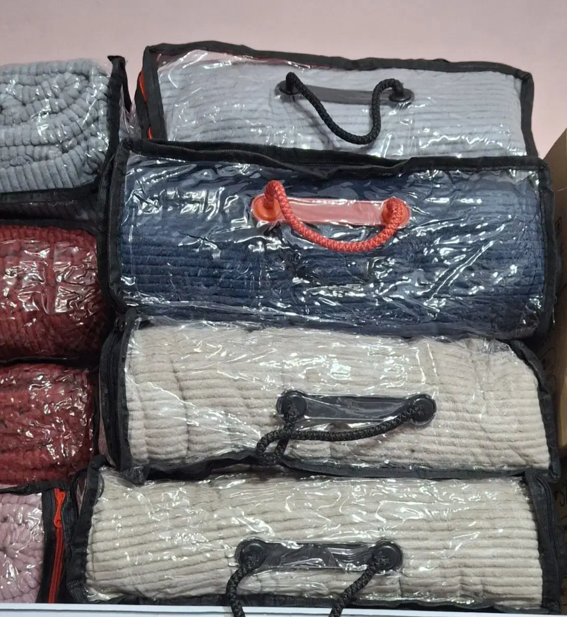 دستمال و...|مواد شوینده و دستمال کاغذی|پرند, فاز ۳|دیوار