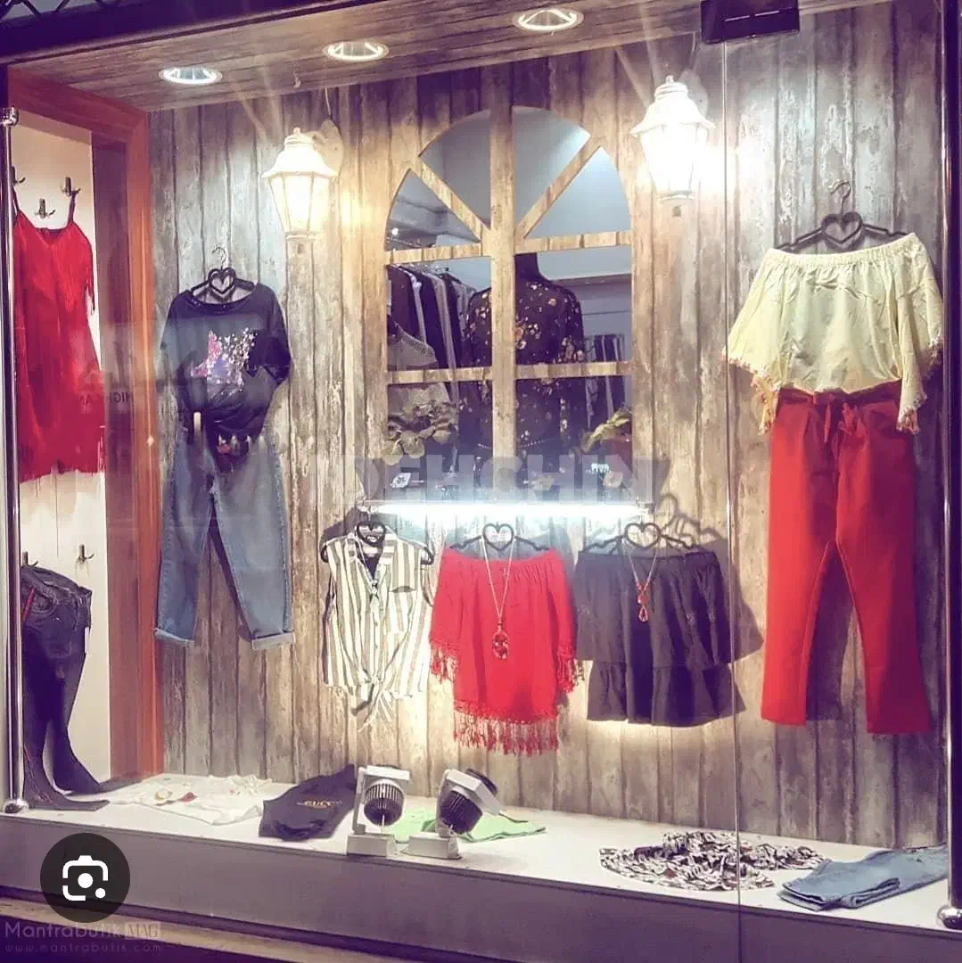 فروشنده خانم در بوتیک زنانه|استخدام بازاریابی و فروش|خوی, |دیوار