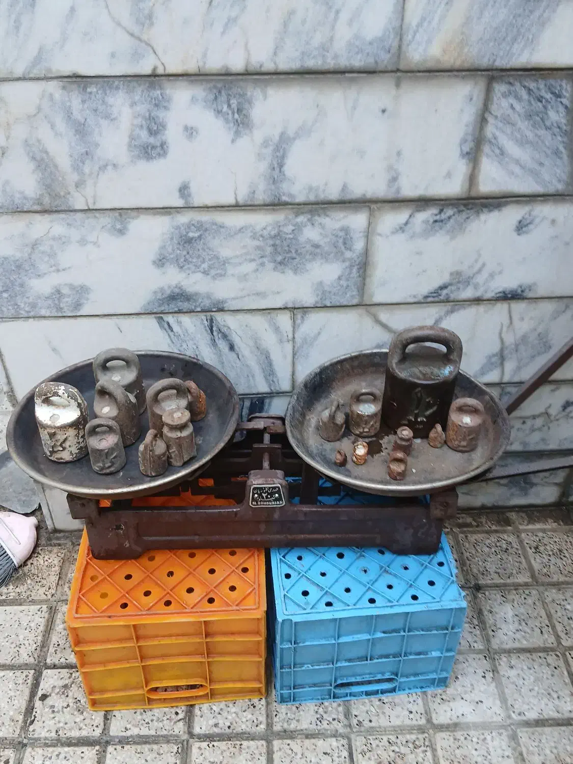 یک عدد ترازوی ۲۰ کیلویی|فروشگاه و مغازه|مشهد, مقدم|دیوار