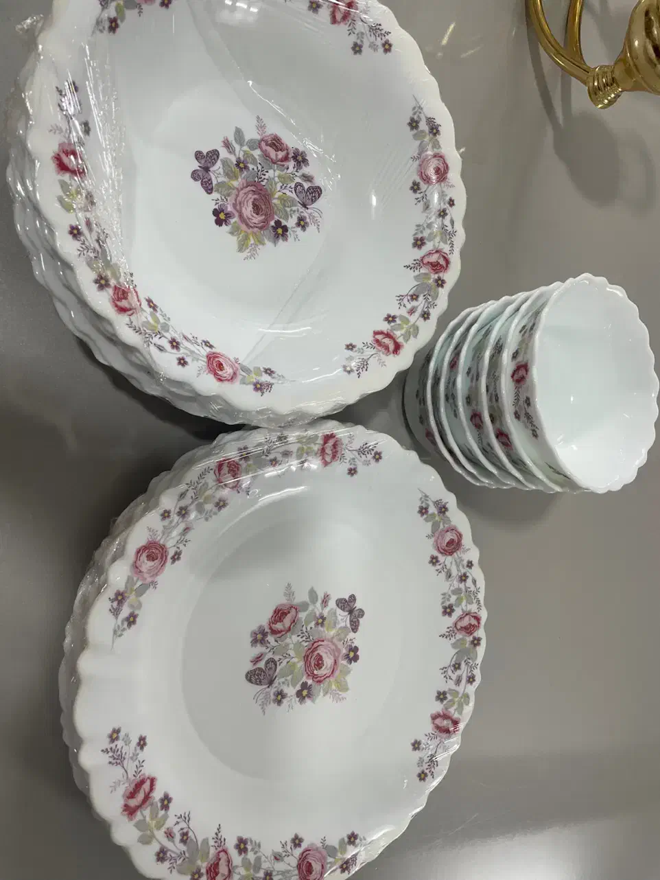 سرویس آرکوپال ۶ نفره کاملا نو|ظروف سرو و پذیرایی|مشهد, آبکوه|دیوار