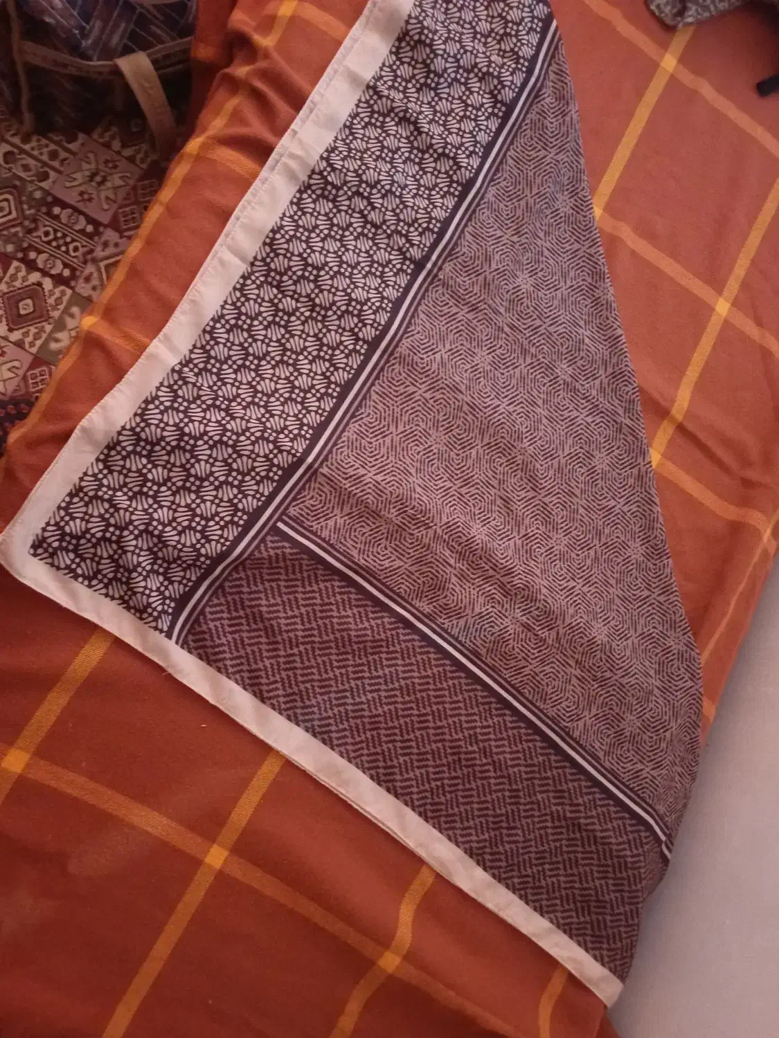 روسری نو و کارکرده|حراج|فومن, |دیوار