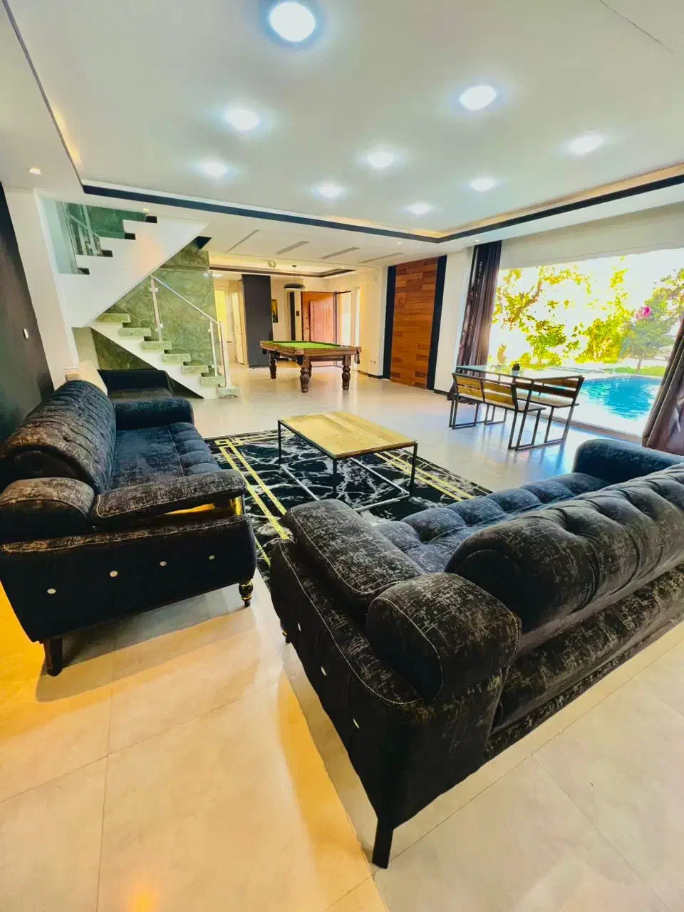 اجاره روزانه باغ ویلا در شهریار(استخرابگرم )|اجارهٔ کوتاهمدت ویلا و باغ|تهران, امام زاده عبدالله|دیوار