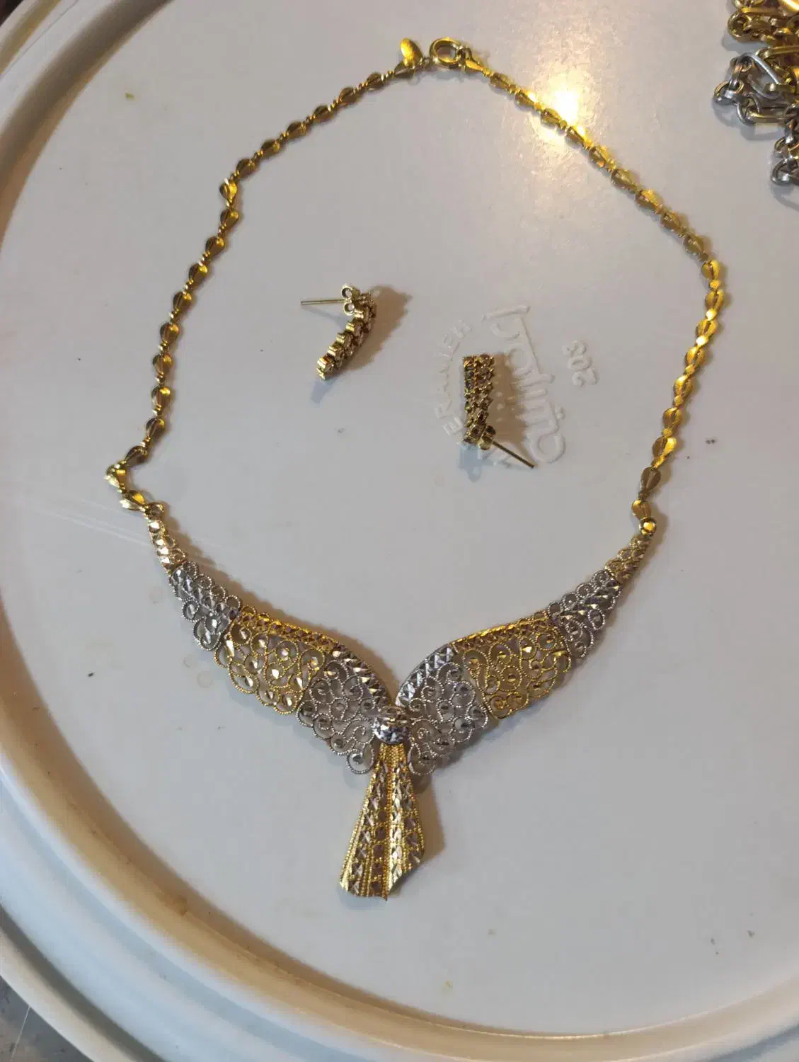 صد گرم طلا قیمت تابلو|جواهرات|مرودشت, بیست متری بیمارستان|دیوار