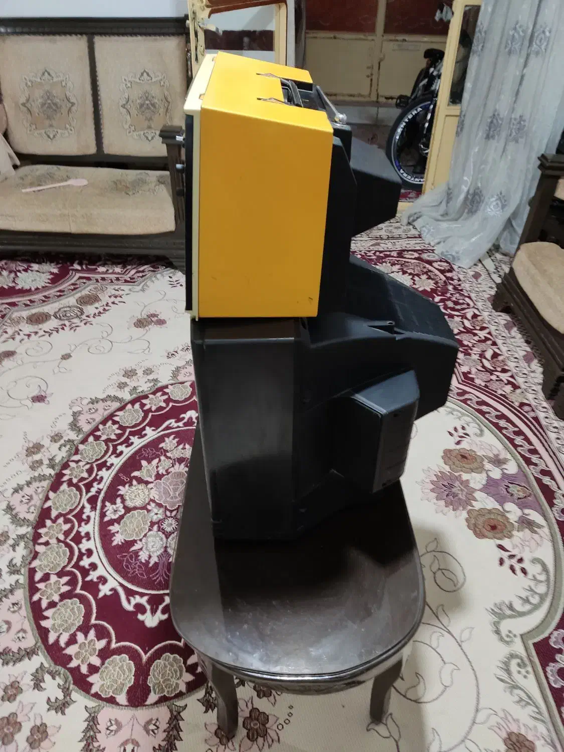 تلویزیون قدیمی شهاب|تلویزیون و پروژکتور|قزوین, |دیوار