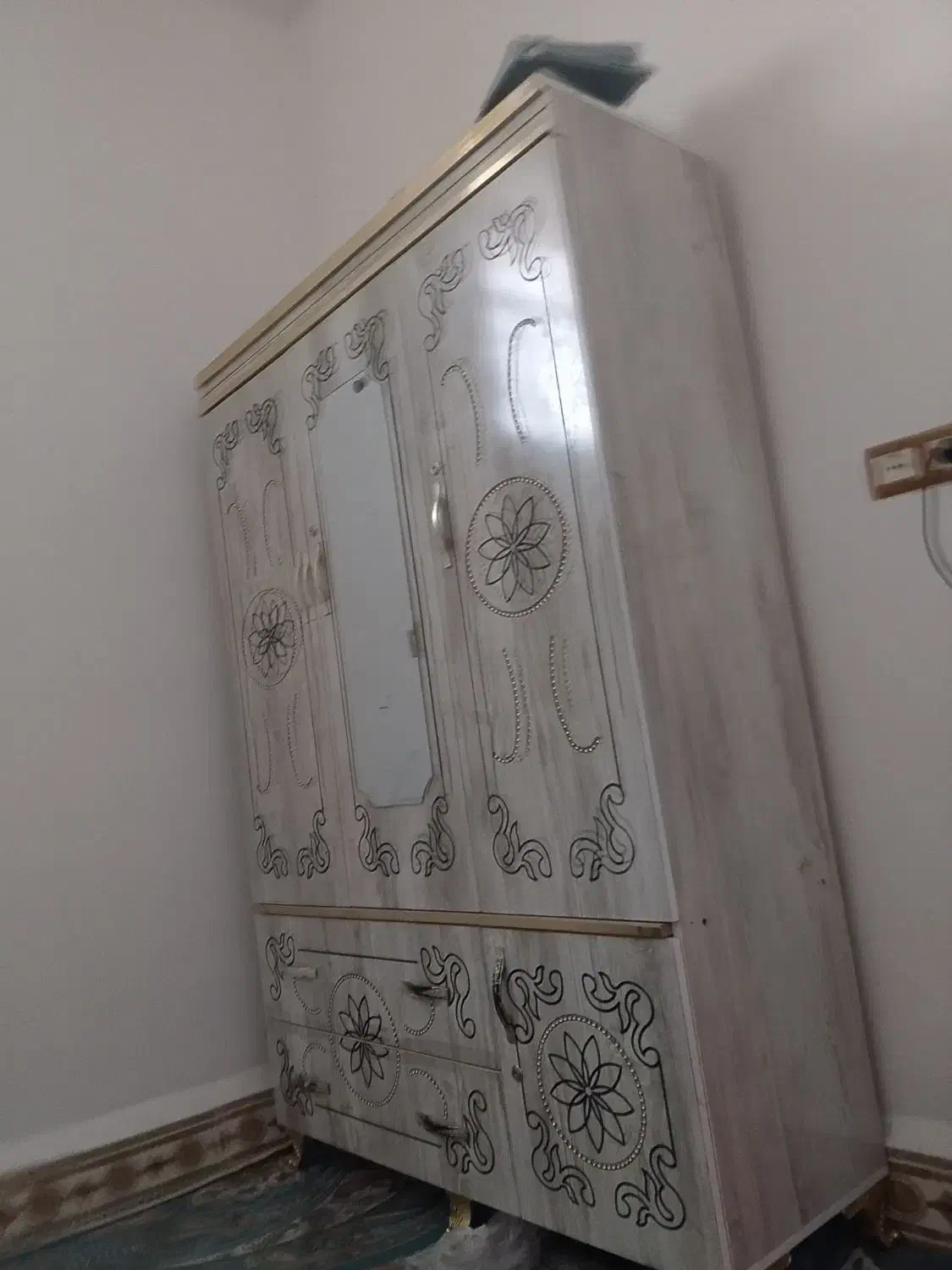 کمدلباس|جاکفشی، کمد، دراور|ایرانشهر, |دیوار