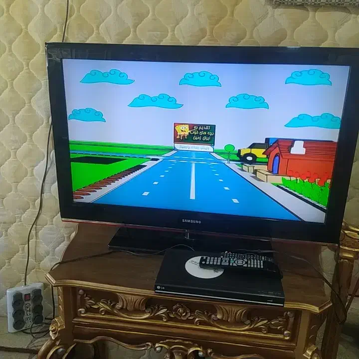 تلویزیون ال سی دی۴۰اینچ سامسونگ|تلویزیون و پروژکتور|قم, شاه ابراهیم|دیوار