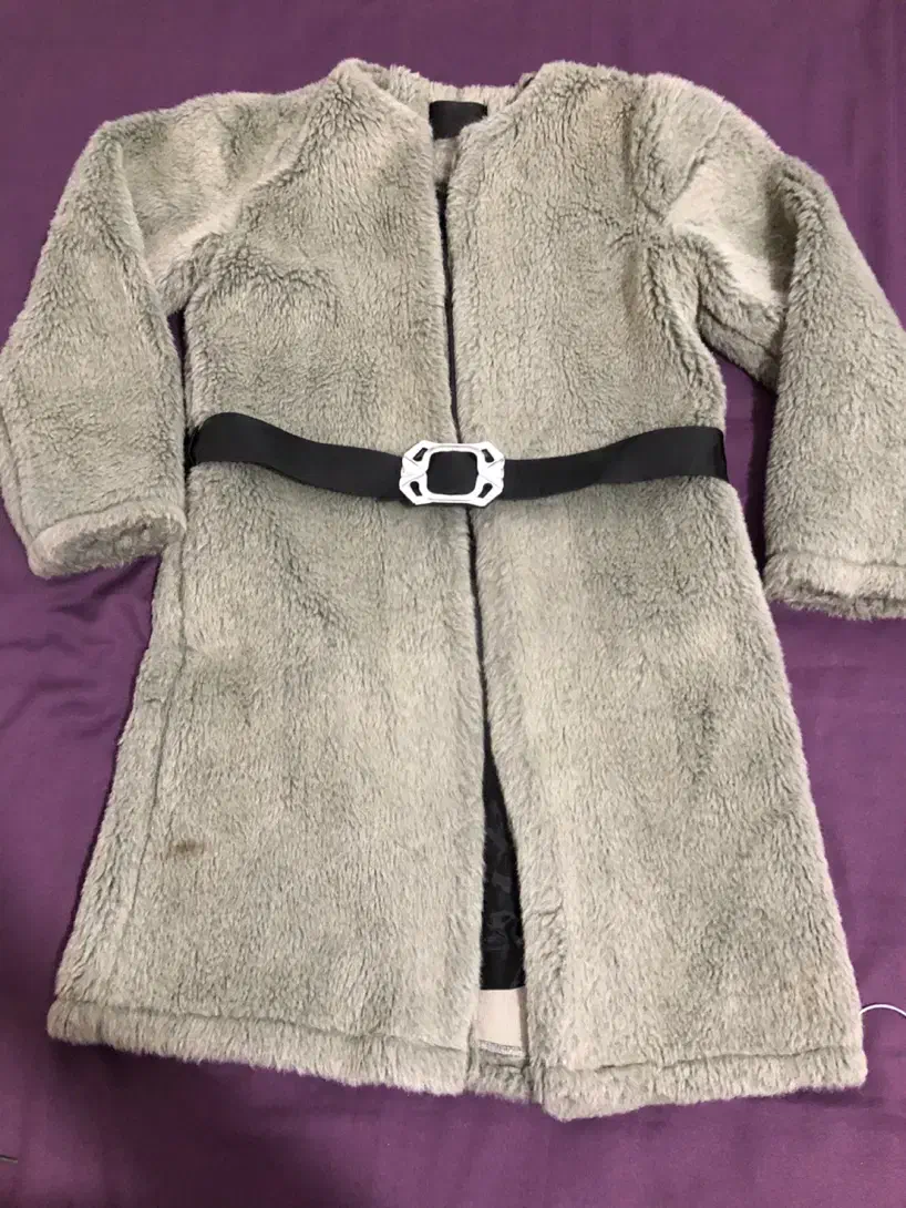 فروش یکجا یک‌کمد لباس مانتو‌پالتو کاپشن سومیز تونی|لباس|ایلام, |دیوار