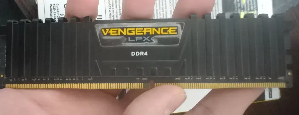 ram corsair 8GB 2x|قطعات و لوازم جانبی رایانه|مشهد, بهمن|دیوار