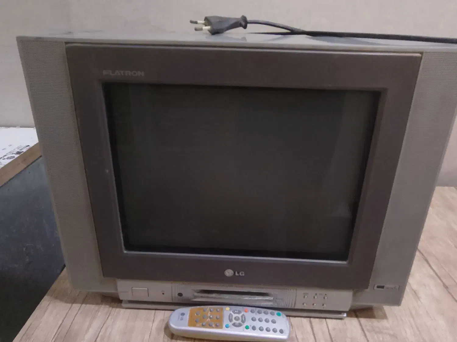 TV (LG)کوچک|تلویزیون و پروژکتور|شادگان, |دیوار