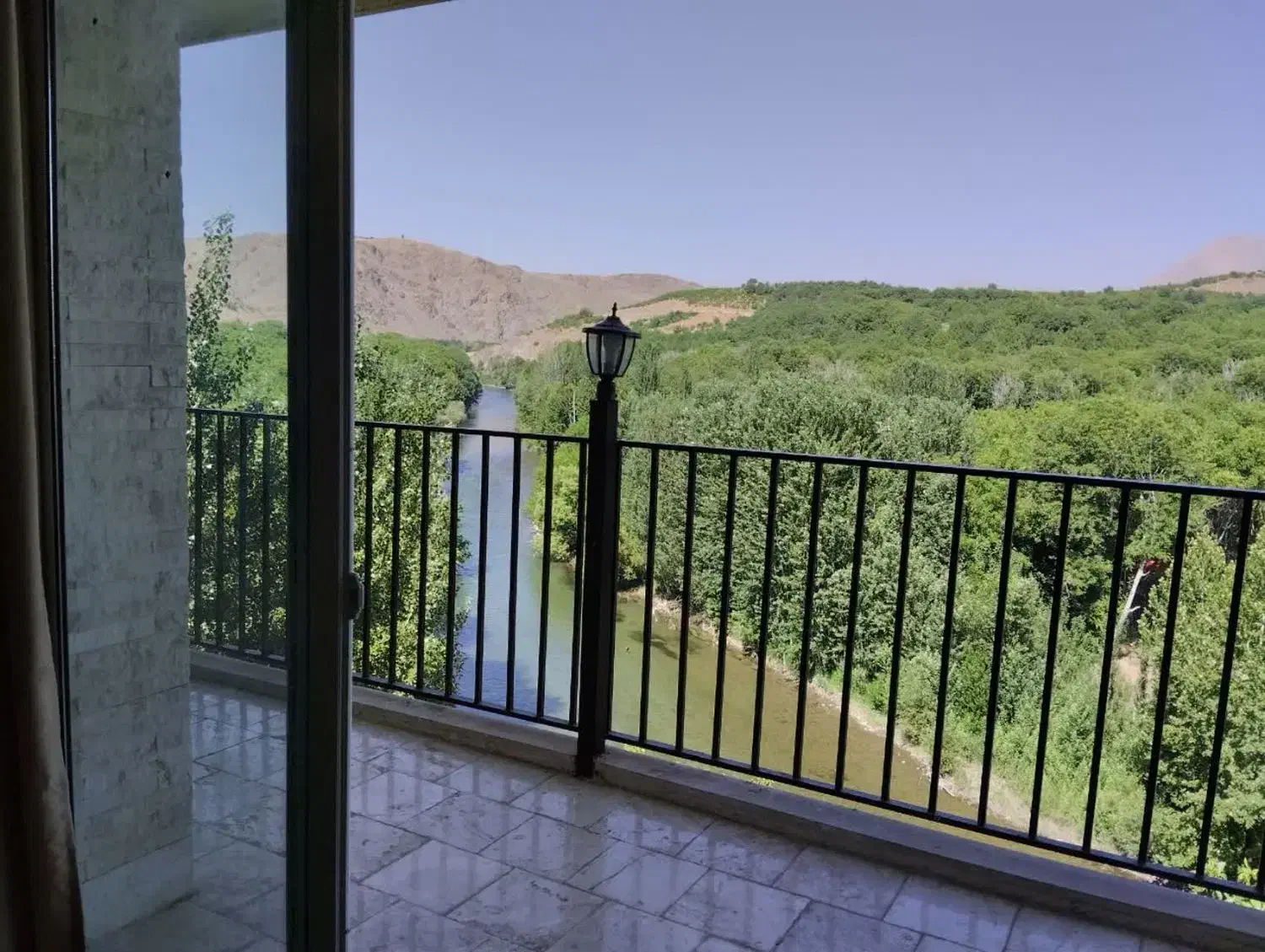 اجاره ویلا کد ۱۰۲|اجارهٔ کوتاهمدت ویلا و باغ|باغ بهادران, |دیوار