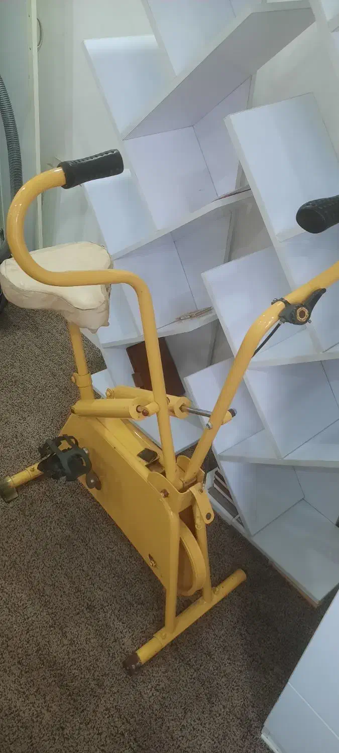 دوچرخه ثابت ورزشی|تجهیزات ورزشی|رشت, فلسطین|دیوار