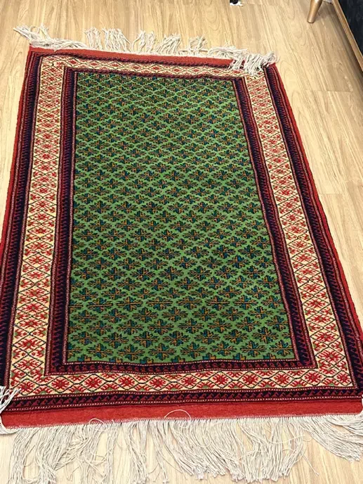 قالیچه نو بافت بسیار زیبا و خاص|فرش|تهران, آبشار تهران (دریاچه)|دیوار