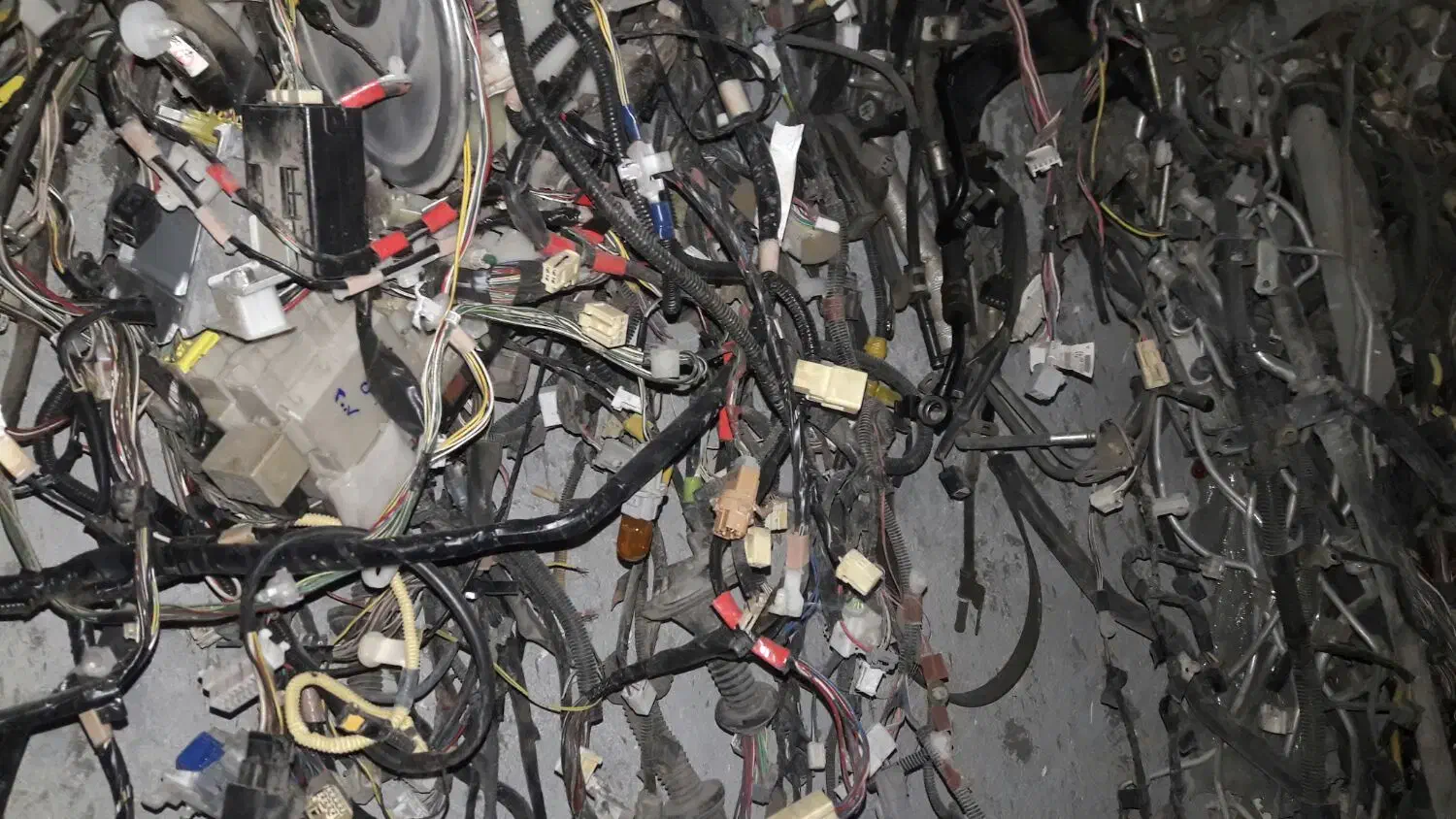 لوازم استوک تویوتا|قطعات یدکی و لوازم جانبی|بندرعباس, |دیوار