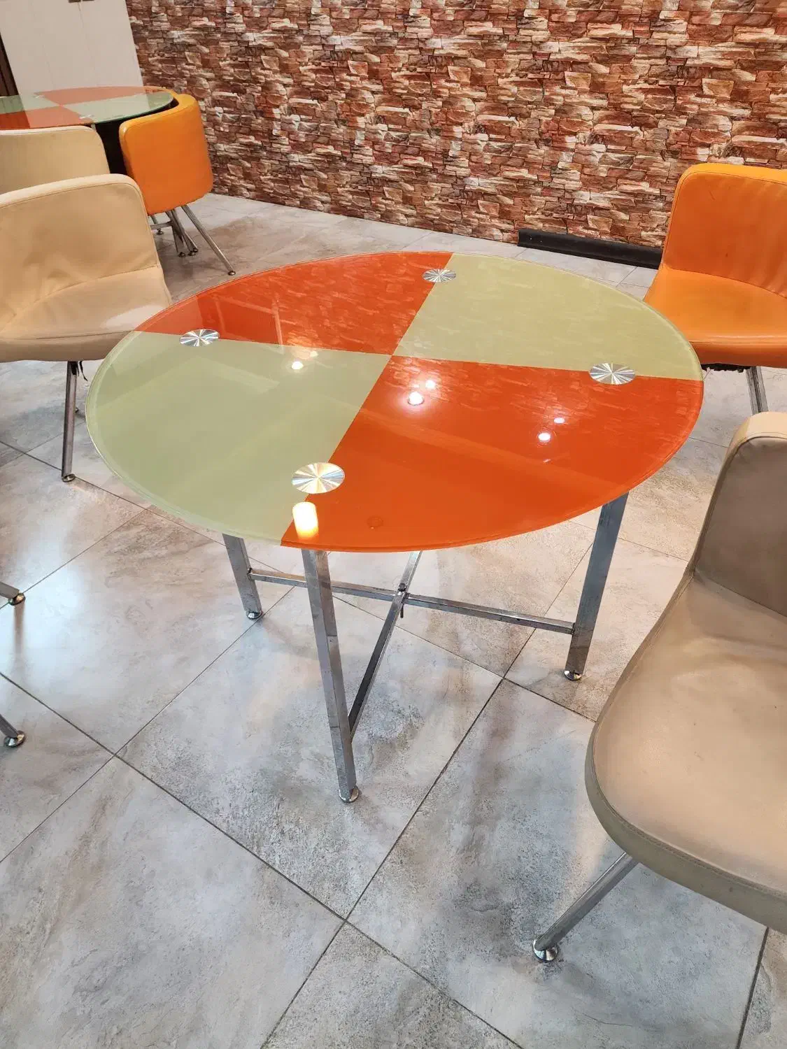 میز صندلی سه دست|میز و صندلی غذاخوری|کرمان, |دیوار