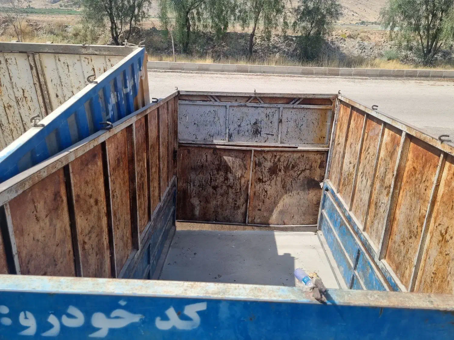 اتاق نیسان کانتینر ضایعات بار وانت باربند|قطعات یدکی و لوازم جانبی|شیراز, شهرک صنعتی|دیوار