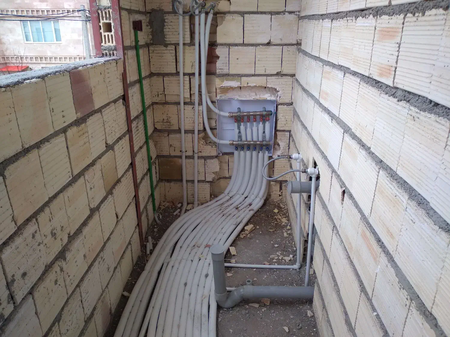 اجرای کلی لوله کشی ساختمان فاضلاب سردگرم و پکیج|خدمات پیشه و مهارت|زنجان, |دیوار