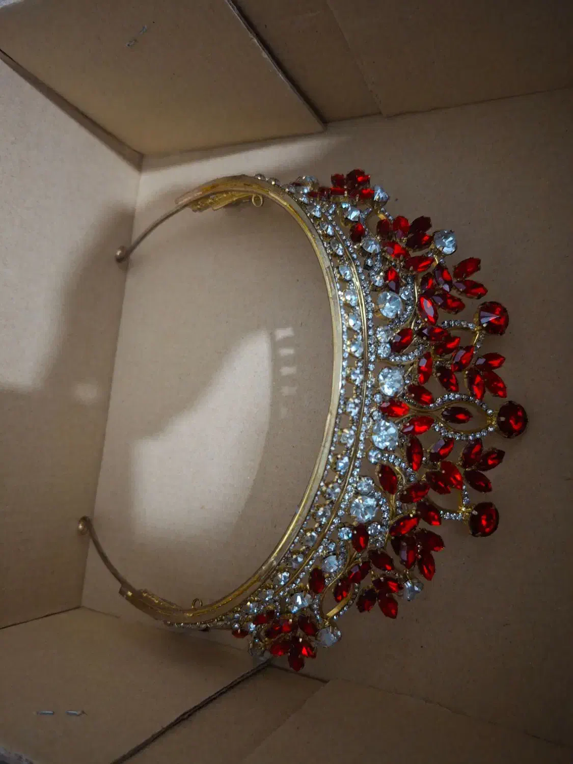 تاج سر|جواهرات|تهران, بنیهاشم|دیوار