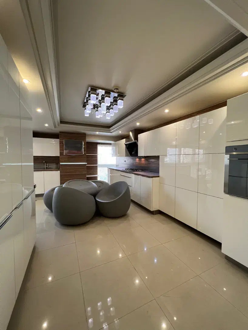 اجاره ۲۰۰ مترآپارتمان تکواحدی زعفرانیه میدان الف