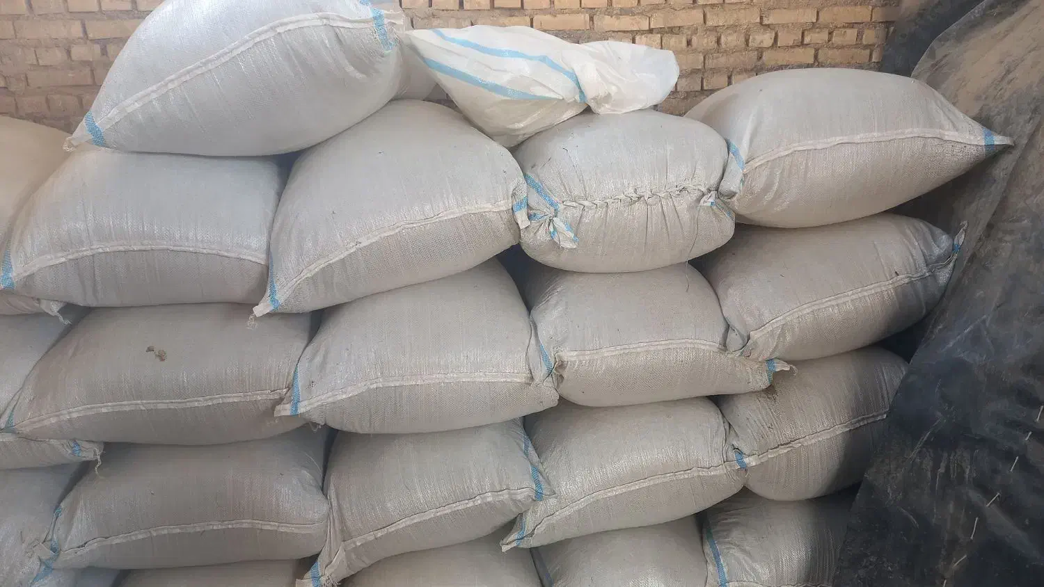 کاه ماش درجه یک|خدمات باغبانی و درختکاری|شوشتر, |دیوار