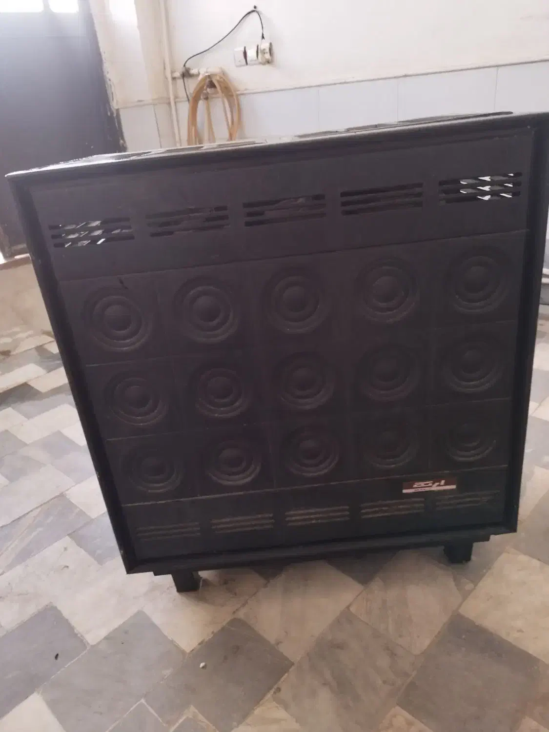 بخاری نفتی مناسب خونه باغ و روستا|بخاری، هیتر، شومینه|ساوه, |دیوار