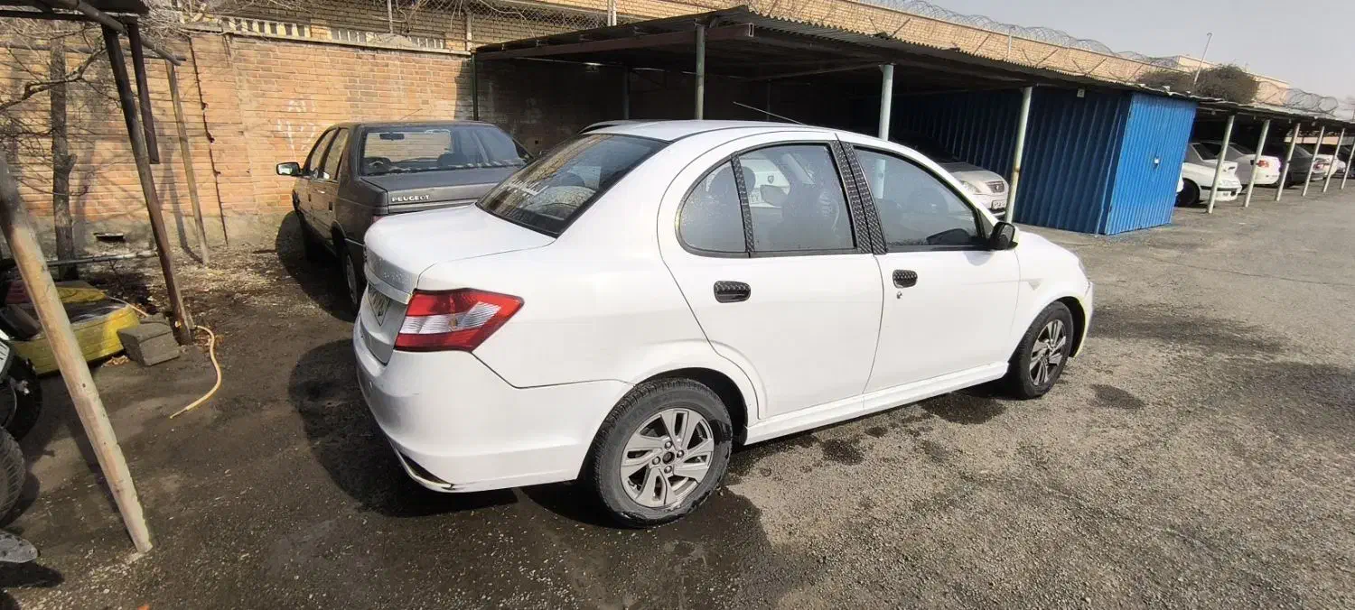 ساینا مدل۹۷|خودرو سواری و وانت|تهران, شهرک المهدی|دیوار