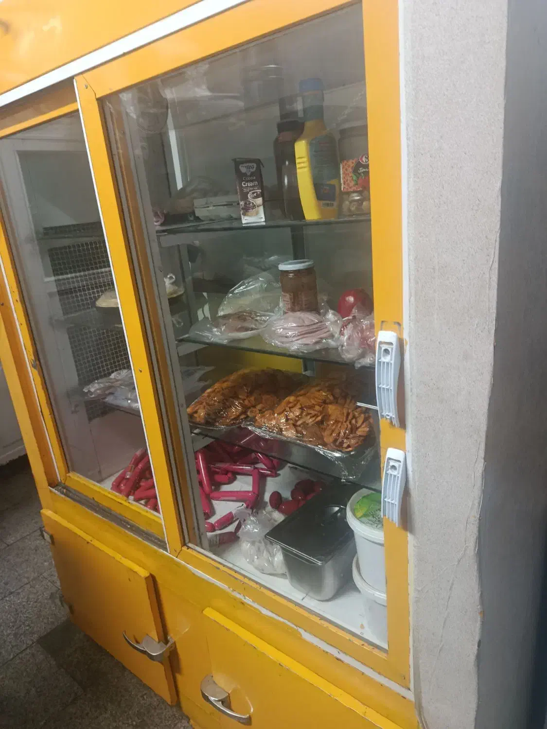 یخچال ویترینی|یخچال و فریزر|نیشابور, تختی|دیوار