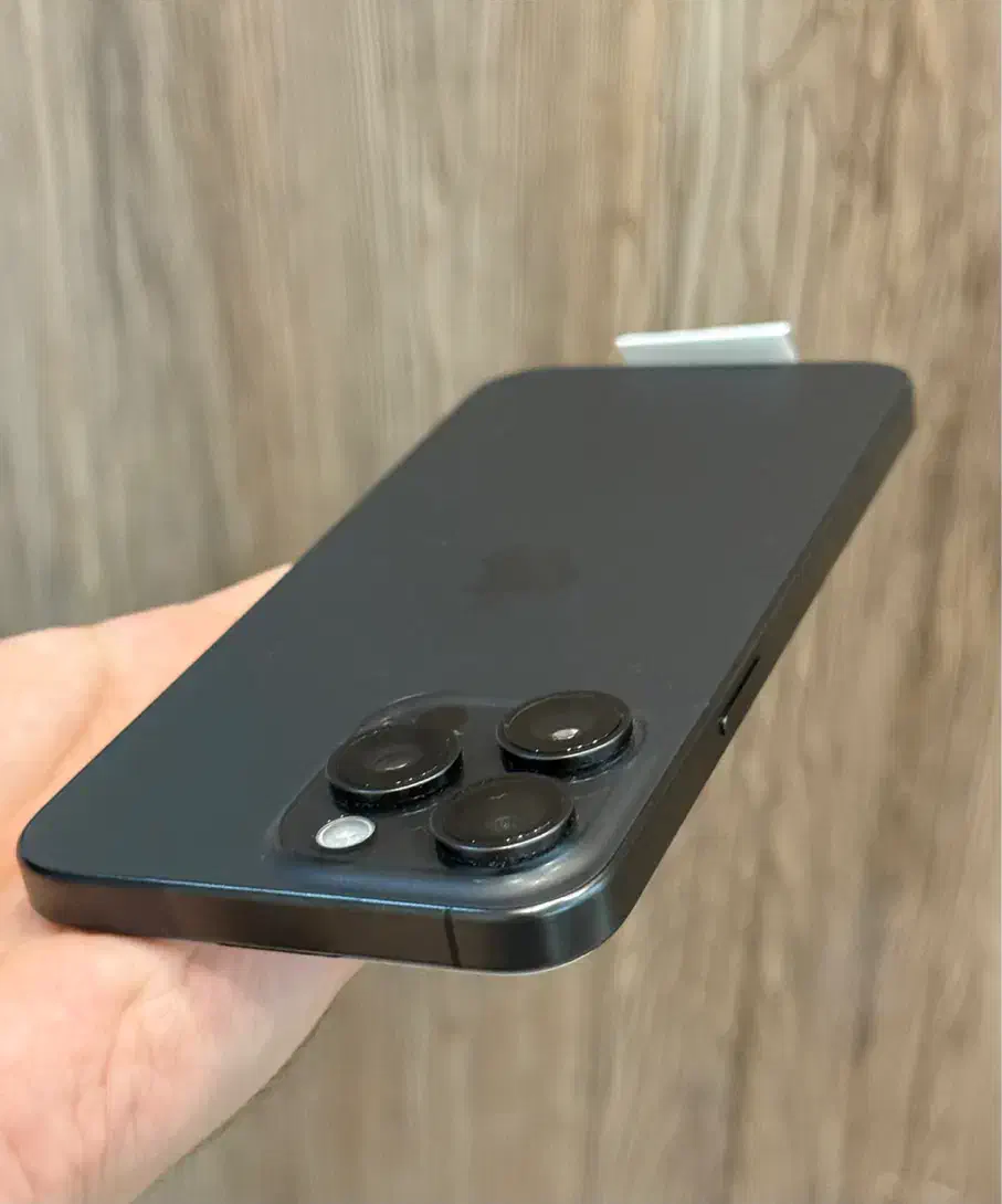 اپل iPhone 15 Pro Max مشابه نو Za|موبایل|مشهد, سجاد شهر|دیوار