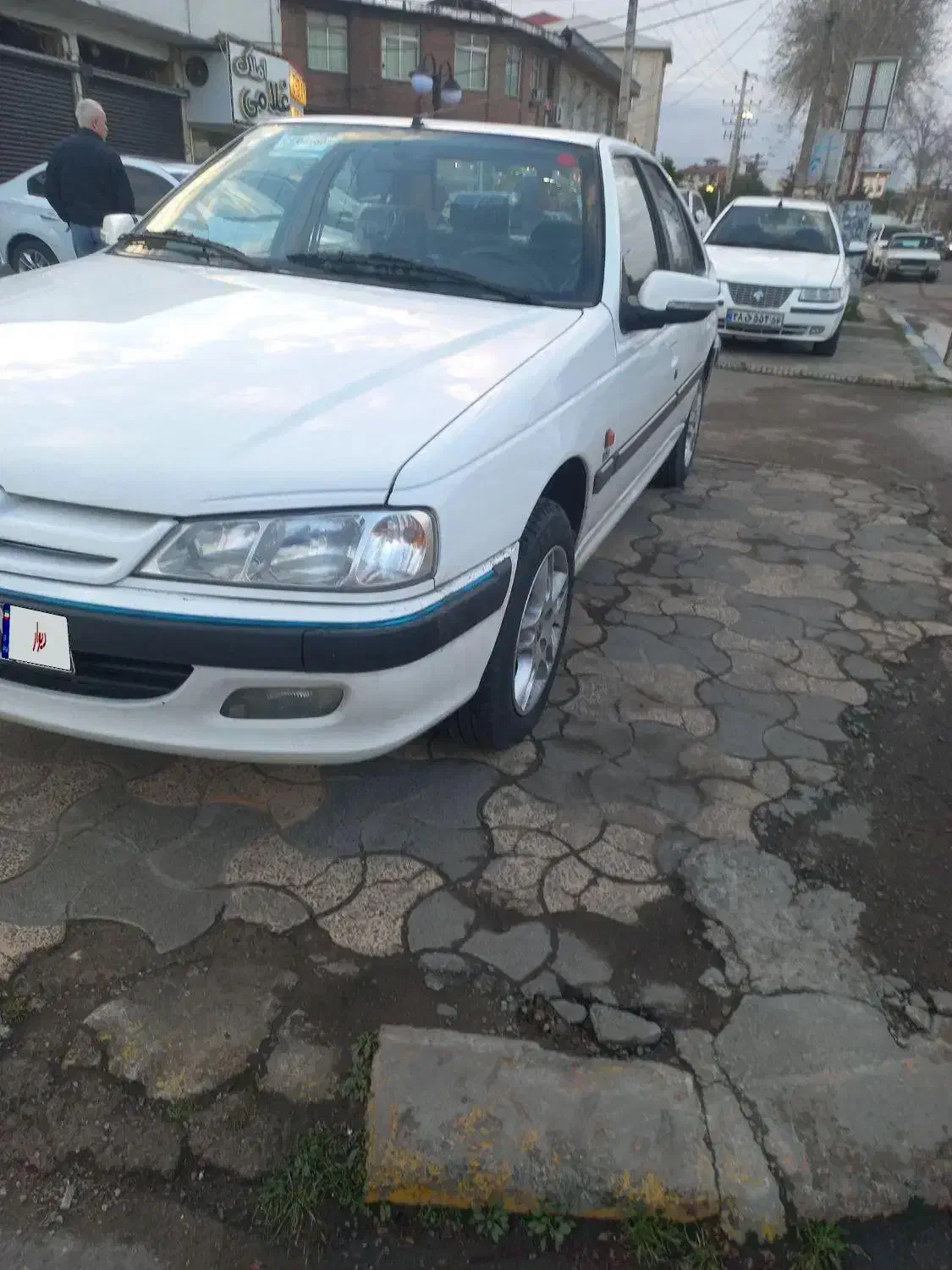 پژوپارس|خودرو سواری و وانت|کیلان, |دیوار