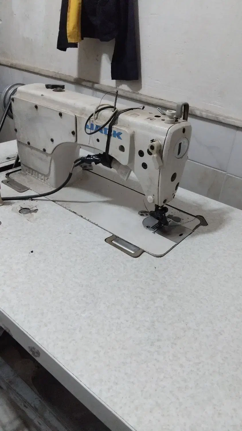 چرخ جک|چرخ خیاطی و ریسندگی|قنوات, |دیوار