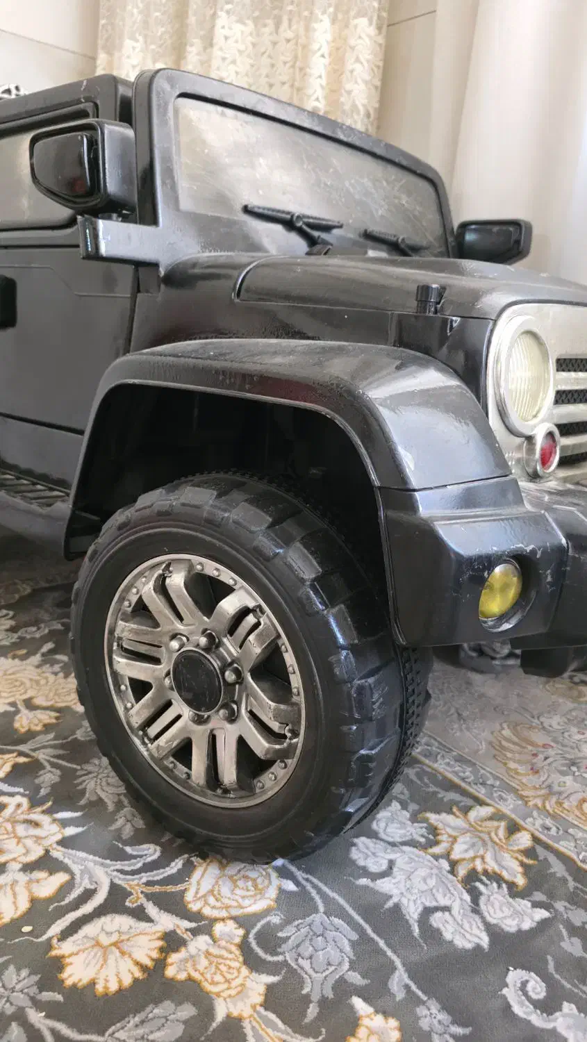 ماشین شارژی|اسباب‌بازی بچه|اصفهان, هفتون|دیوار