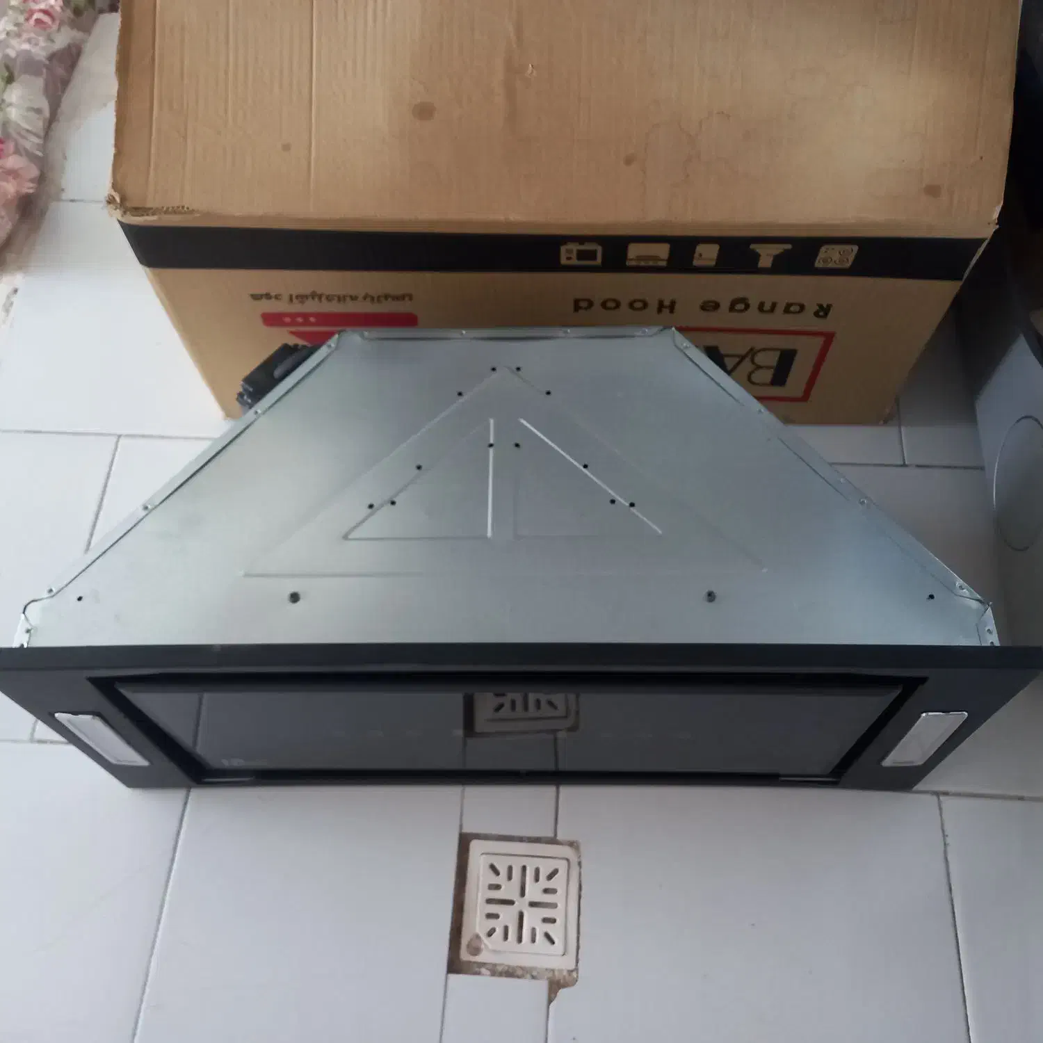 هود مخفی|هود|تبریز, |دیوار