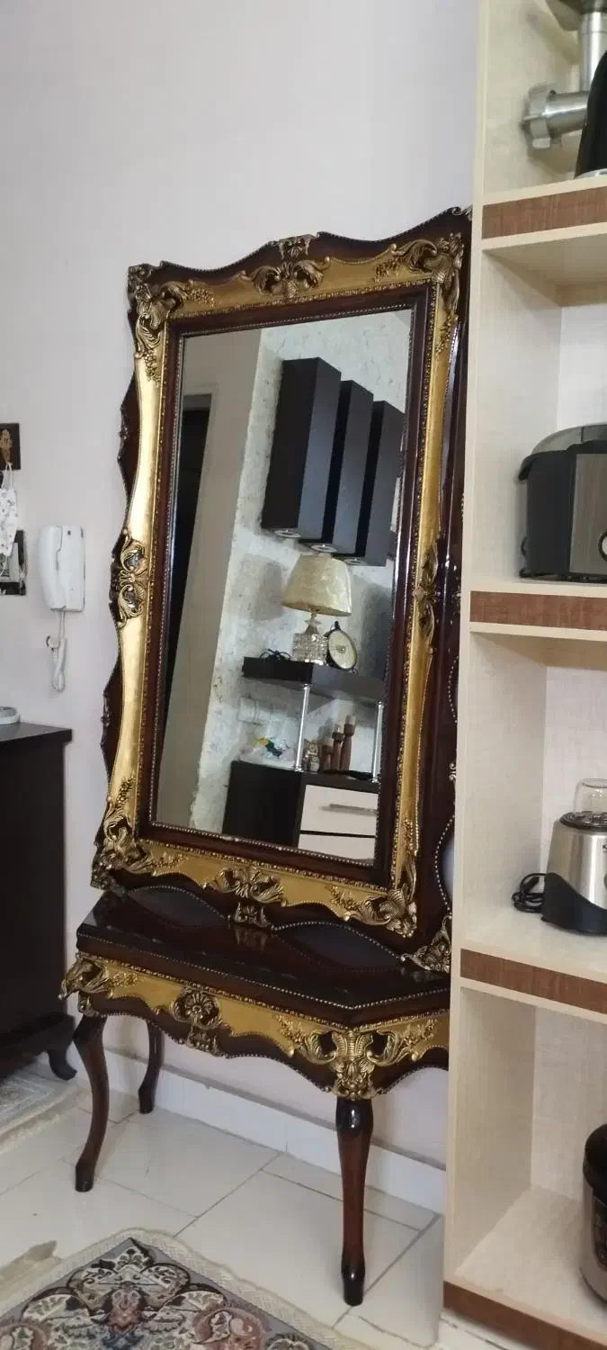 آینه و میز|بوفه، ویترین، کنسول|محمدیه-قزوین, |دیوار