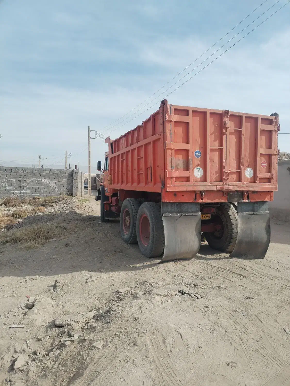 ده چرخ معاوضه بااتوبوس یا کشنده|خودرو سنگین|کرمان, |دیوار