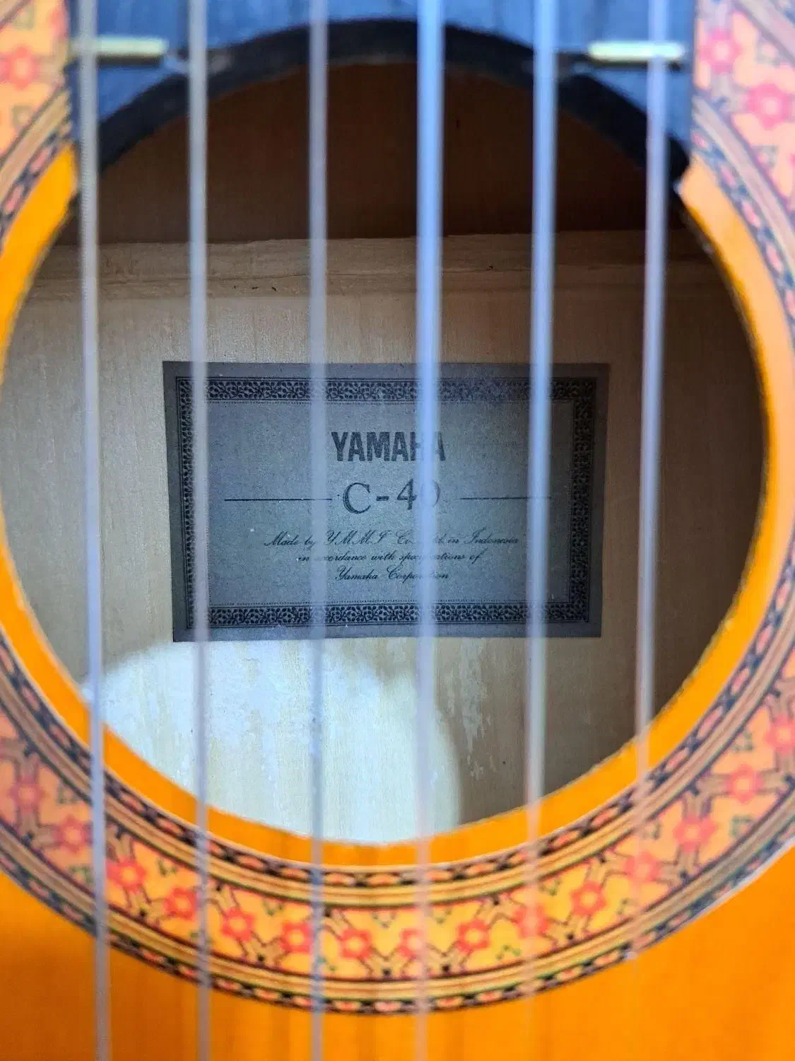 گیتار c40|گیتار، بیس، امپلیفایر|کرمانشاه, |دیوار