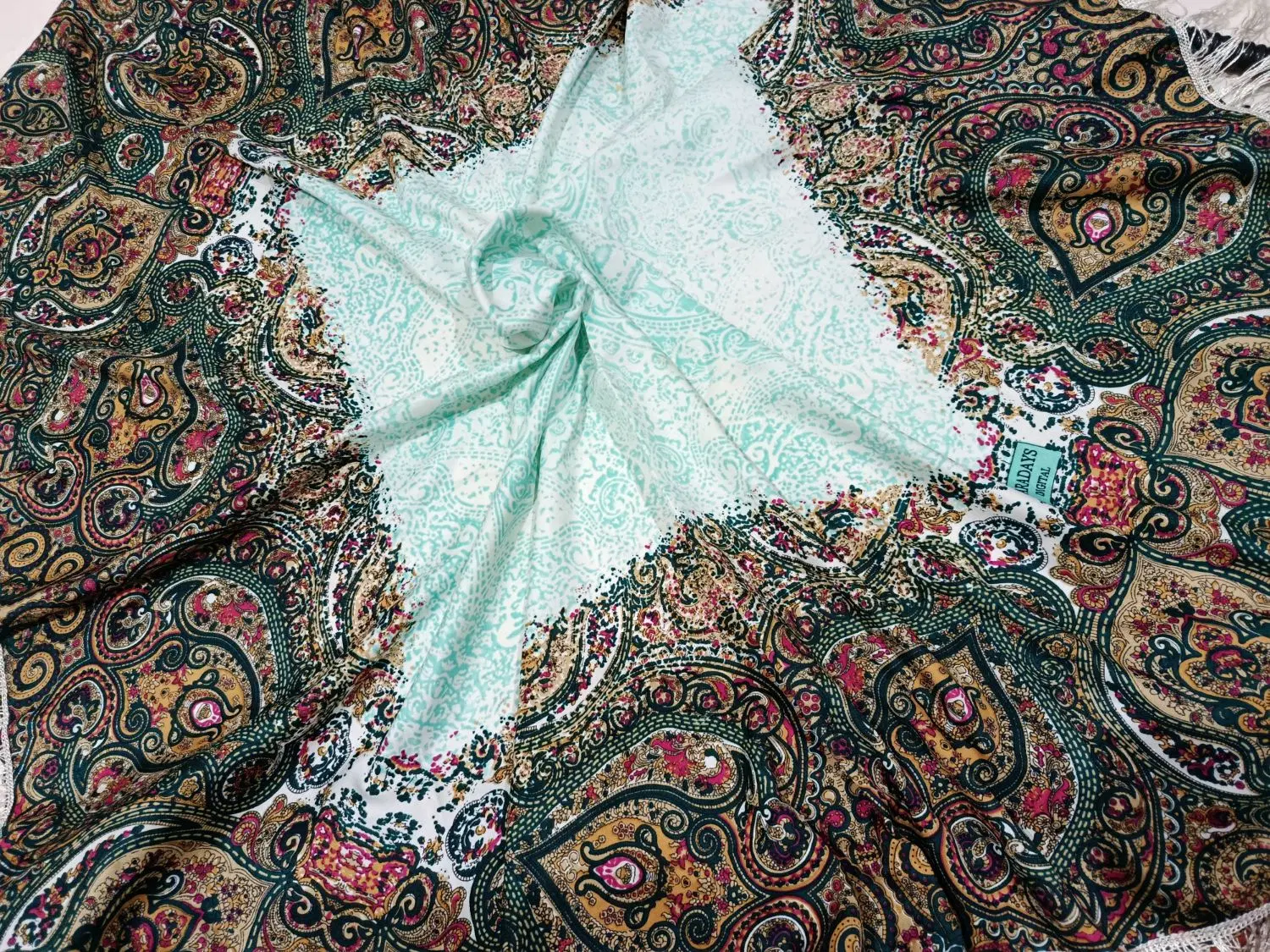 روسری|لباس|اراک, |دیوار