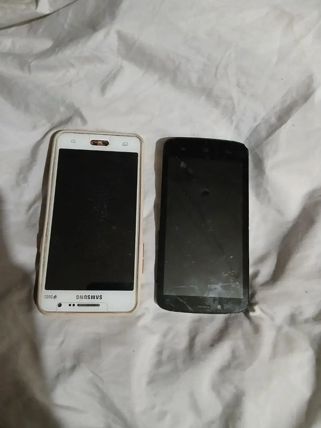 دوتا کنترل نو و گوشی|لوازم جانبی موبایل و تبلت|قم, شاه ابراهیم|دیوار