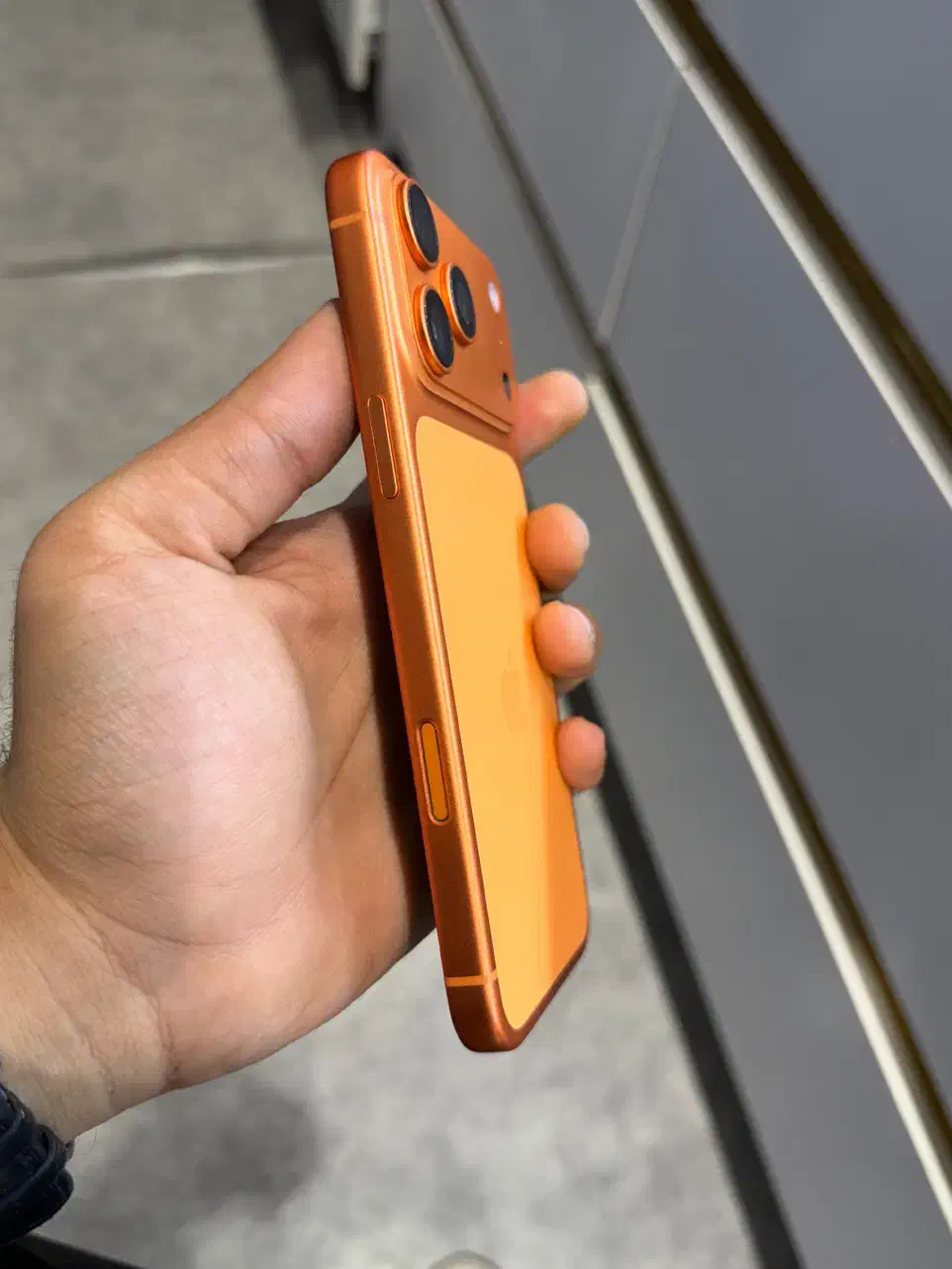 ۱۷ پرو مکس ۲۵۶ گیگ نارنجی|موبایل|تهران, باغ فیض|دیوار