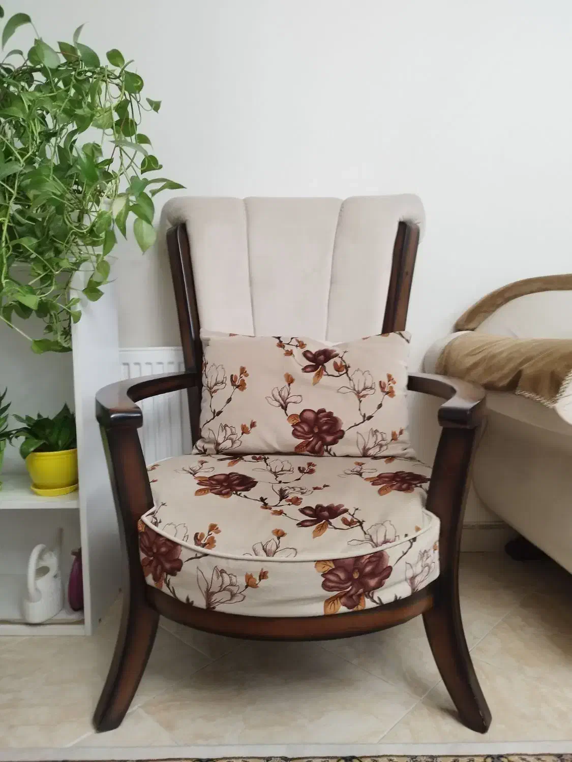 مبل ۷ نفره سالم|مبلمان خانگی و میز عسلی|تهران, شهرک فرهنگیان|دیوار