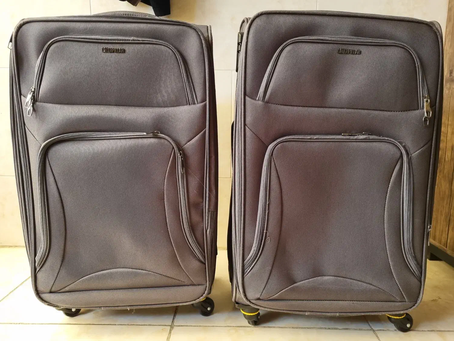 چمدان مسافرتی بزرگ|کیف، کفش، کمربند|اسلام‌شهر, شهرک مفیدی|دیوار