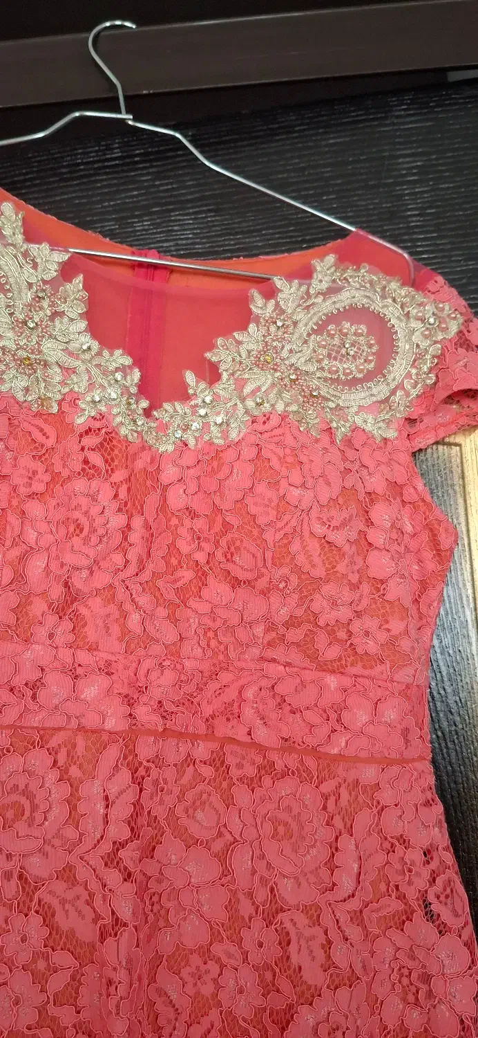 لباسهای مجلسی|لباس|سراب, |دیوار