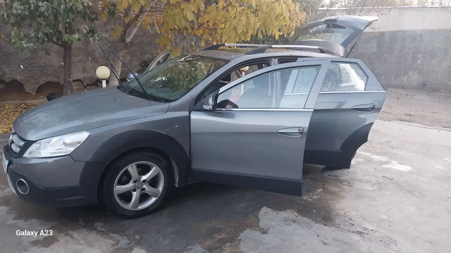 اچ سی کراس|خودرو سواری و وانت|اصفهان, نقش جهان|دیوار