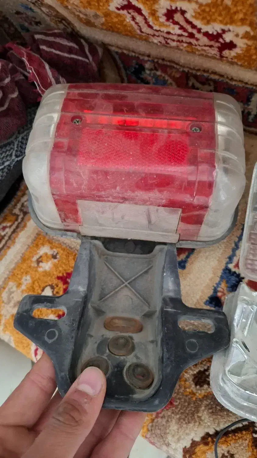 خطر چراغ هندا|قطعات یدکی و لوازم جانبی|قم, تکیه آقا سید حسنی|دیوار