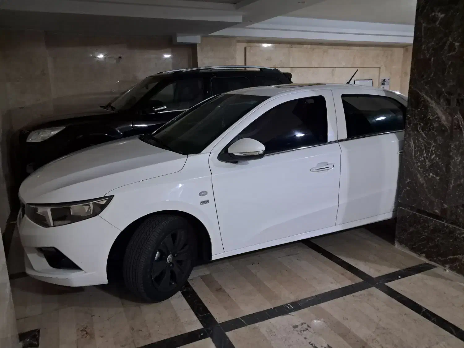 تارا اتومات  V2 سفید|خودرو سواری و وانت|تهران, مرزداران|دیوار