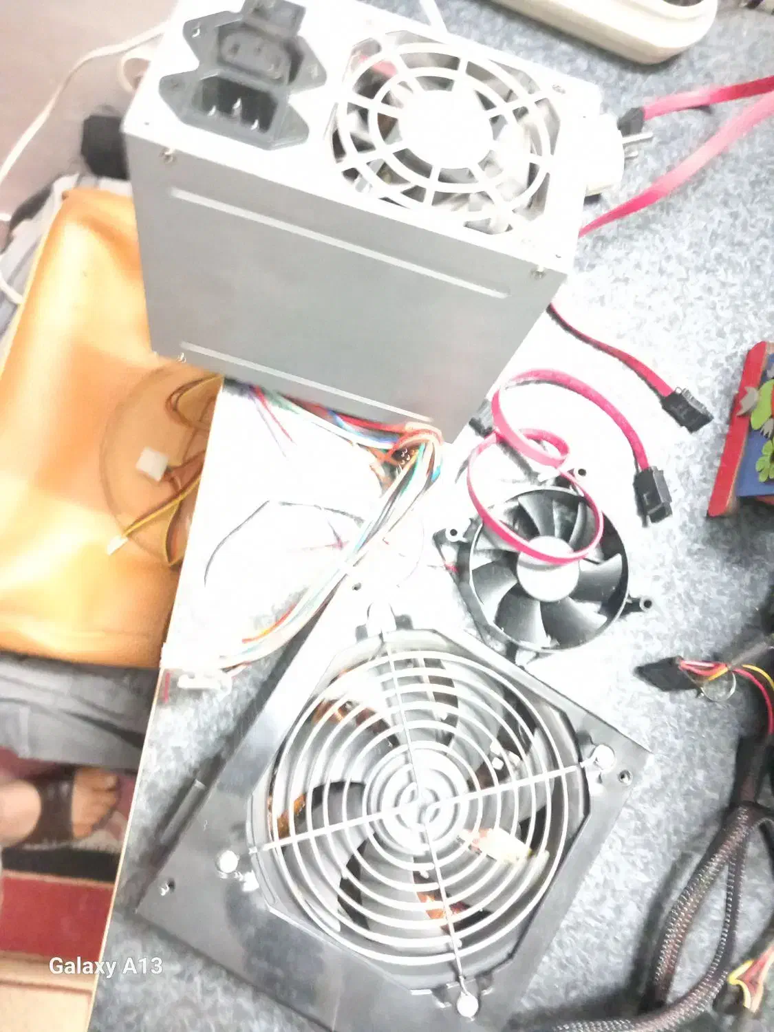 دو عدد پاور و یک فن|قطعات و لوازم جانبی رایانه|قم, بلوار امین و ساحلی|دیوار