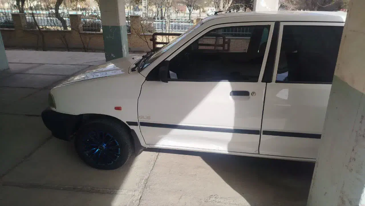 پراید ۸۸|خودرو سواری و وانت|فولادشهر, C8|دیوار