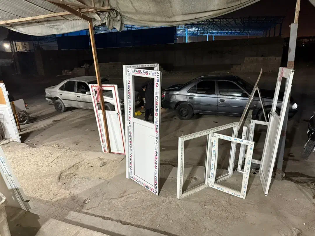 واگذاری کارگاه آلومینیوم|ماشین‌آلات صنعتی|چابهار, |دیوار