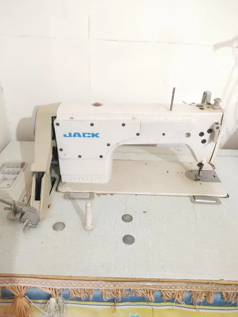 چرخ خیاطی|چرخ خیاطی و ریسندگی|سراوان, |دیوار