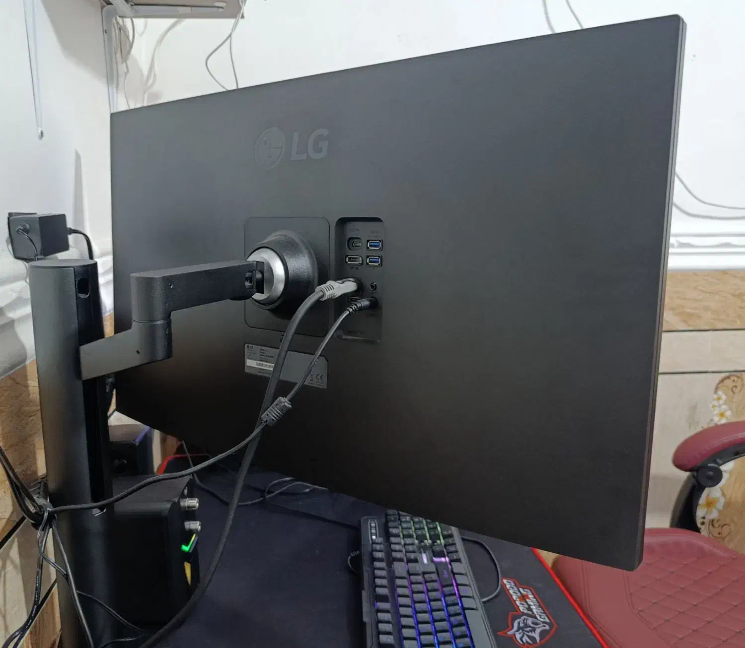 مانیتور حرفه‌ای LG 32UN880 مناسب برای هر کاری|قطعات و لوازم جانبی رایانه|زاهدان, |دیوار