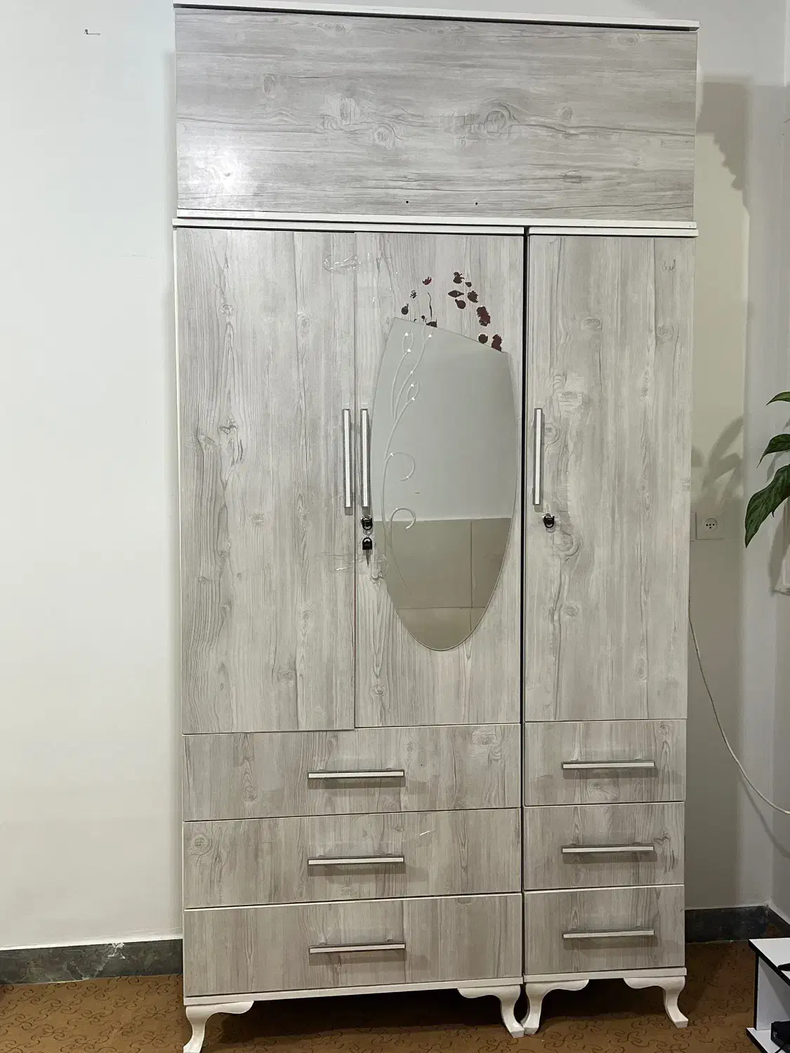 کمد|جاکفشی، کمد، دراور|مریوان, |دیوار