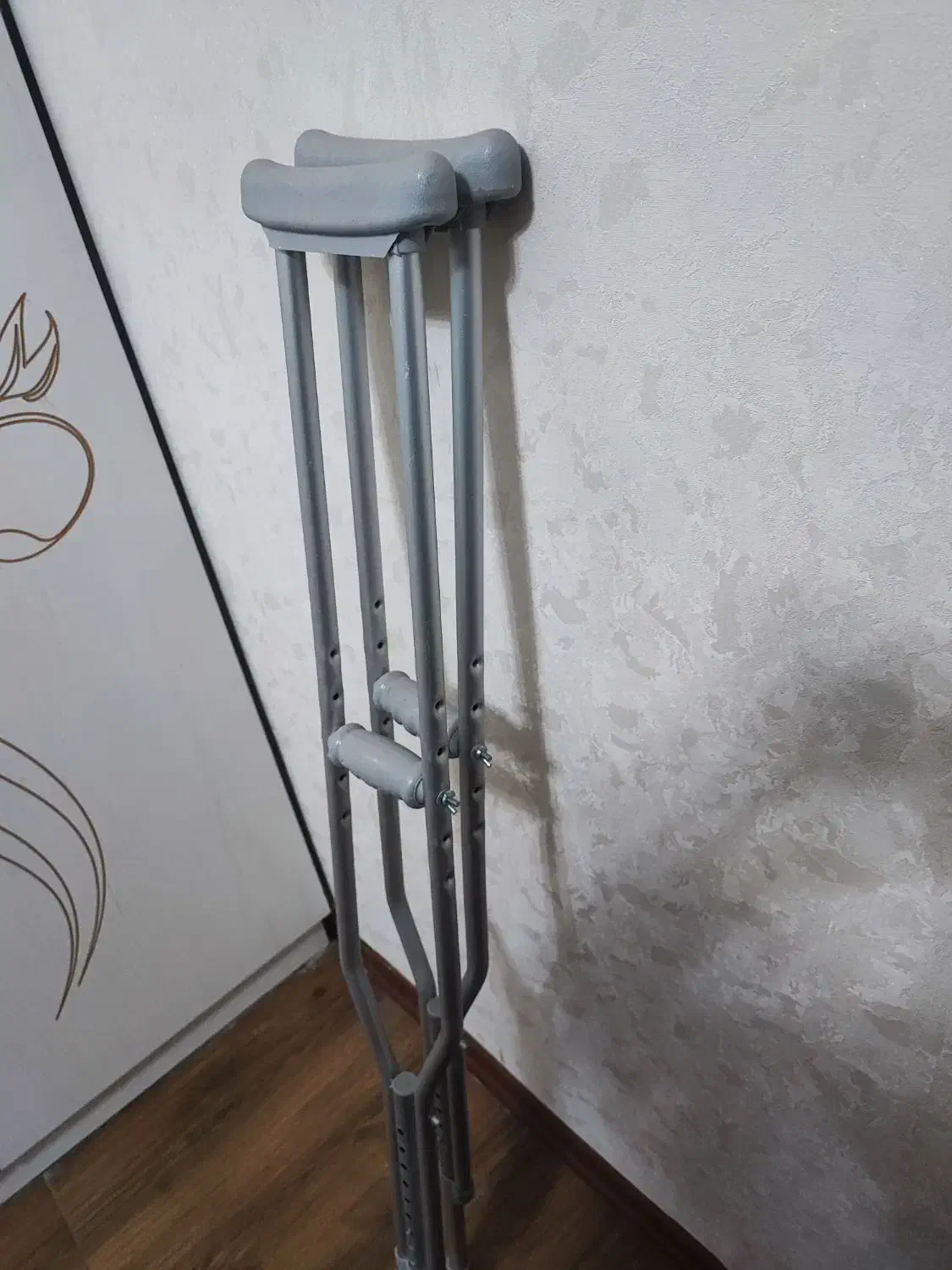 عصا زیر بغل آلومینیومی|آرایشی، بهداشتی، درمانی|آستارا, |دیوار